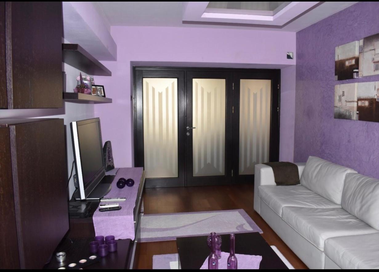 Central Apartment 4 Rooms براشوف المظهر الخارجي الصورة
