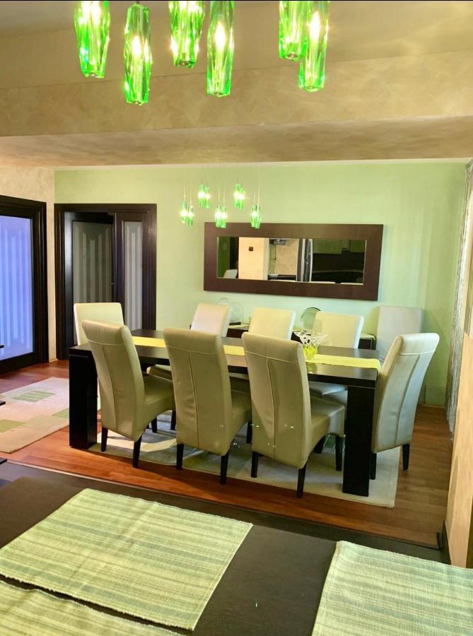 Central Apartment 4 Rooms براشوف المظهر الخارجي الصورة