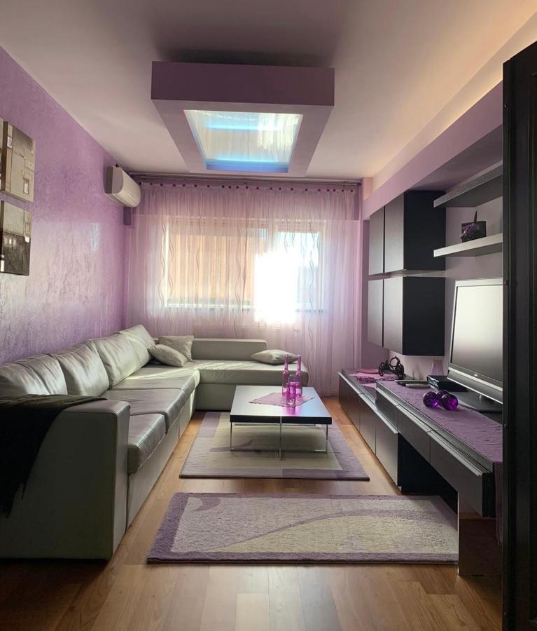 Central Apartment 4 Rooms براشوف المظهر الخارجي الصورة